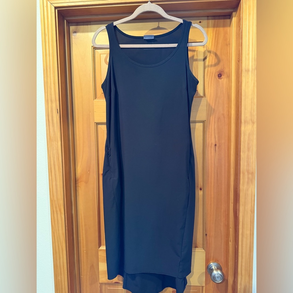 Columbia Black Sleeveless Tech Dress S